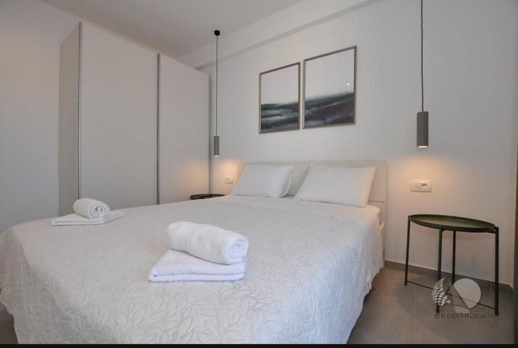 Apartmani Miranda Drašnice Zewnętrze zdjęcie