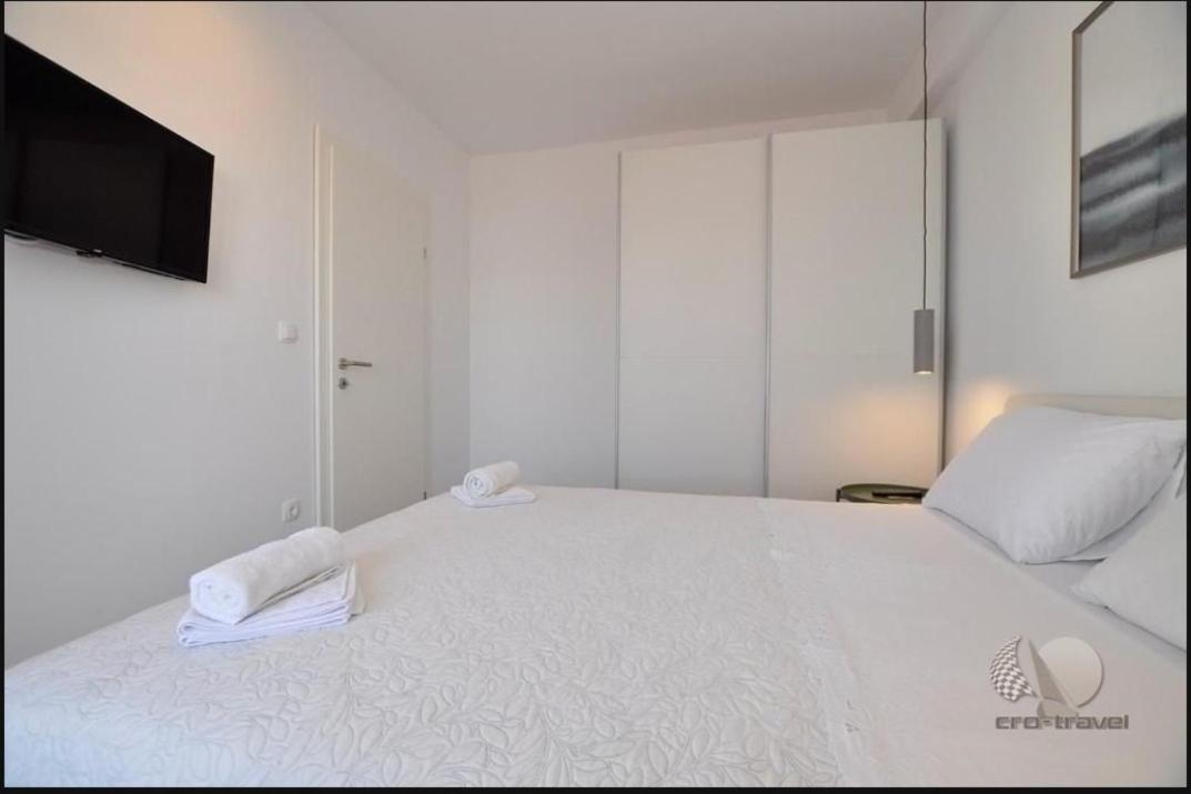 Apartmani Miranda Drašnice Zewnętrze zdjęcie