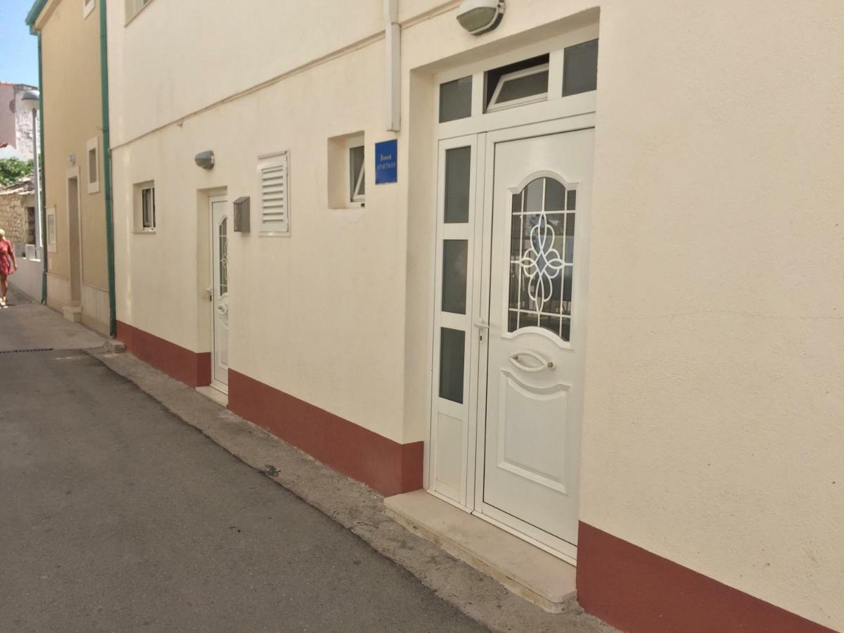 Apartmani Miranda Drašnice Zewnętrze zdjęcie